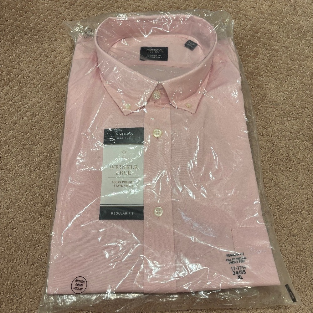 Arrow Van Heusen Regular Long Sleeve Button Down Size 17-17 1/2 34/35 New!